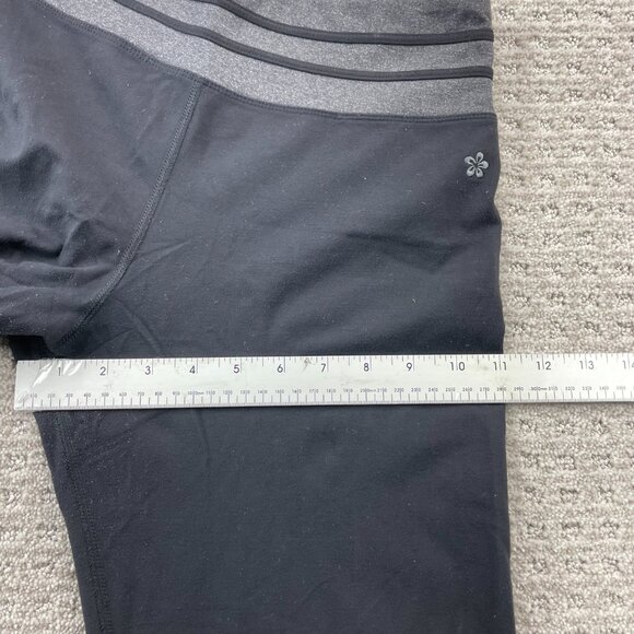 Tuff Athletics Women Activewear Short Stretchy Pants Size Medium M Black Sporty - Picture 9 of 11